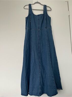 GAP Medium Wash Denim Maxi Dress